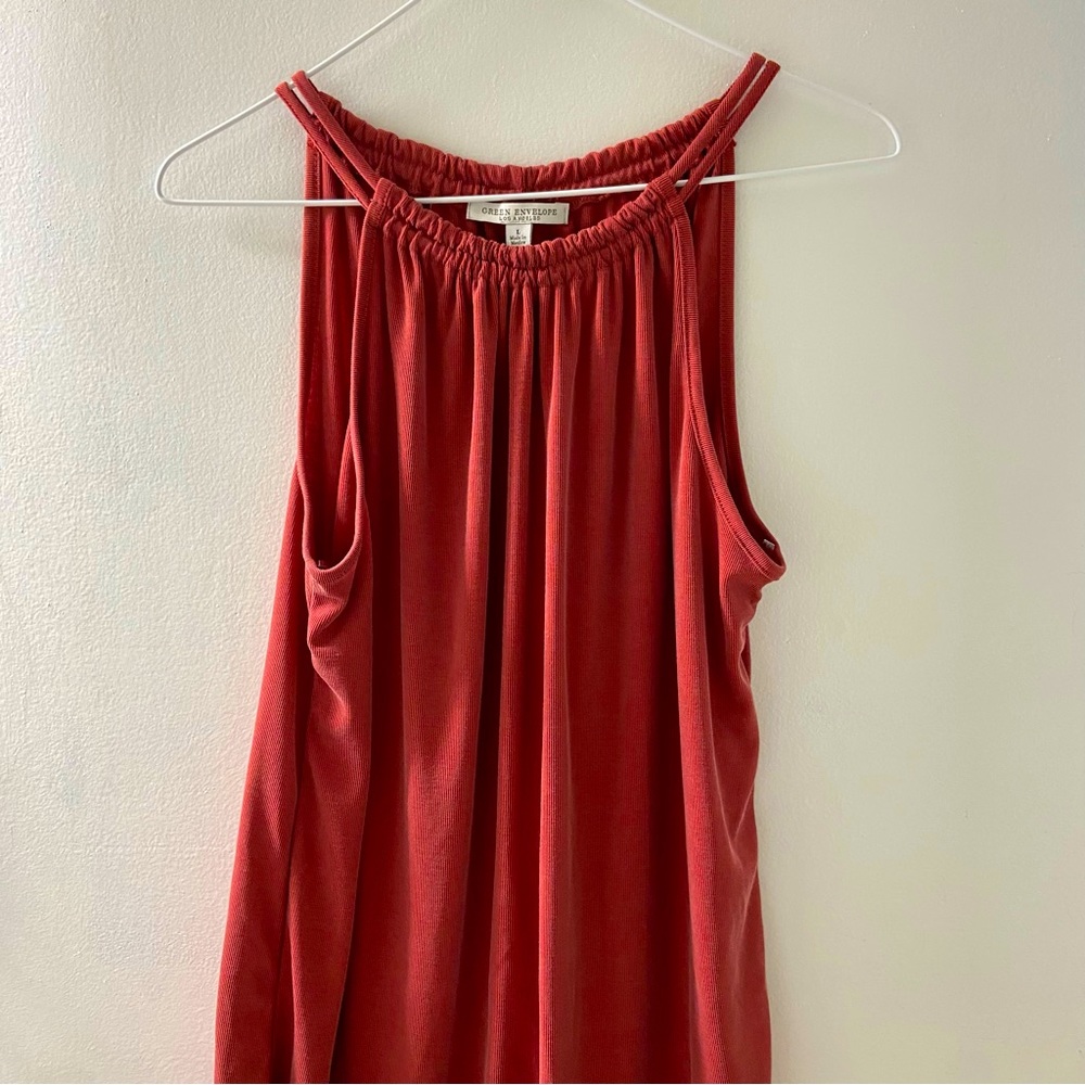 RUST RED TANKTOP